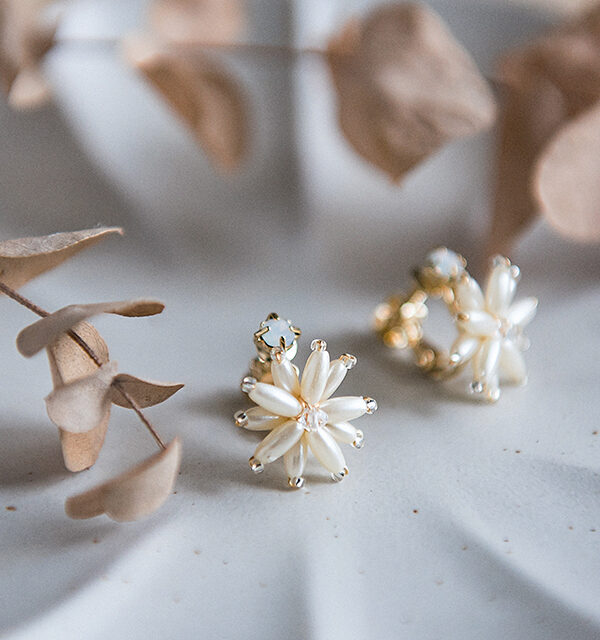 Libby的小花園//黃色小花//垂墜耳環  | Libby's Little Garden//Yellow Flowers//Dangle Earrings